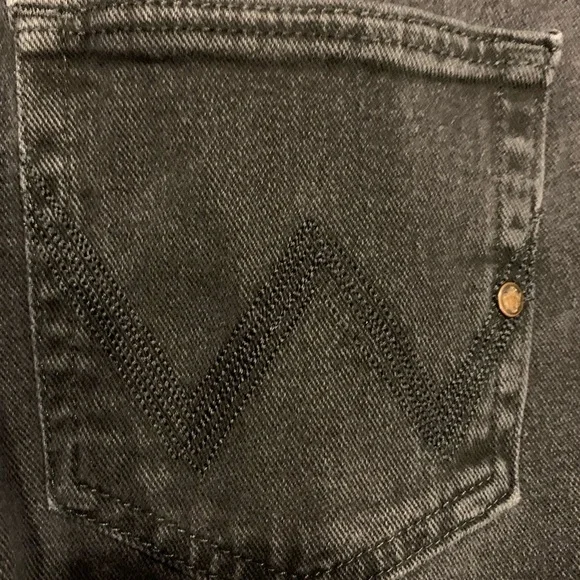 Women’s Wrangler Qbaby Jeans - Picture 3 of 8